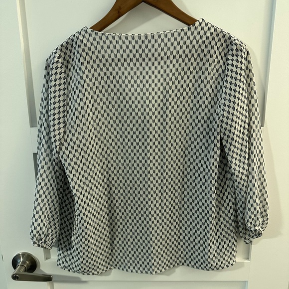 H&M blouse - Picture 2 of 2